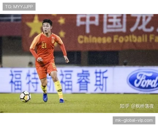 郑智本赛季精准直塞撕裂防线,高位逼抢提升中场组织效率 郑智本赛季精准直塞撕裂防线,高位逼抢提升中场组织效率